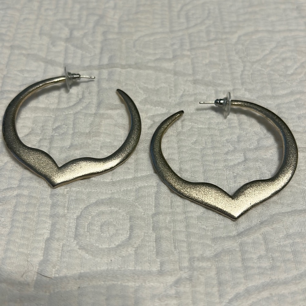 Kendra Scott medium gold hoops